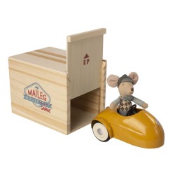 Mouse car with its garage